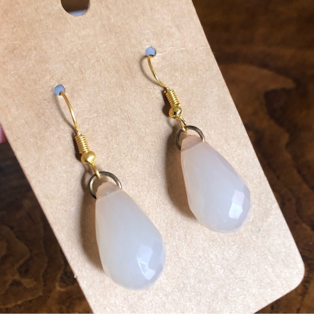 Handcrafted faceted opal tone acrylic raindrop dangle earrings